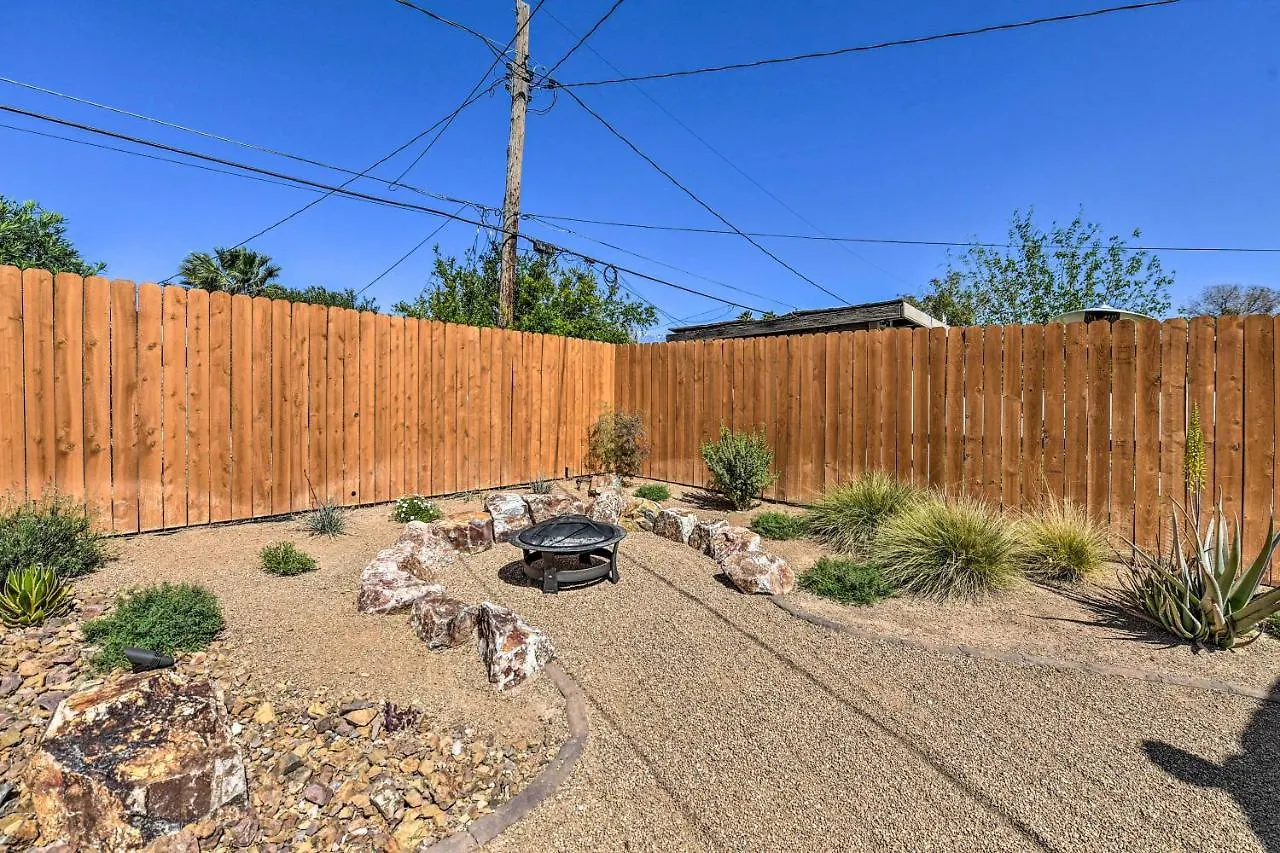 Vintage Downtown Vegas Retreat Less Than 3 Mi To Strip! Las Vegas Holiday home
