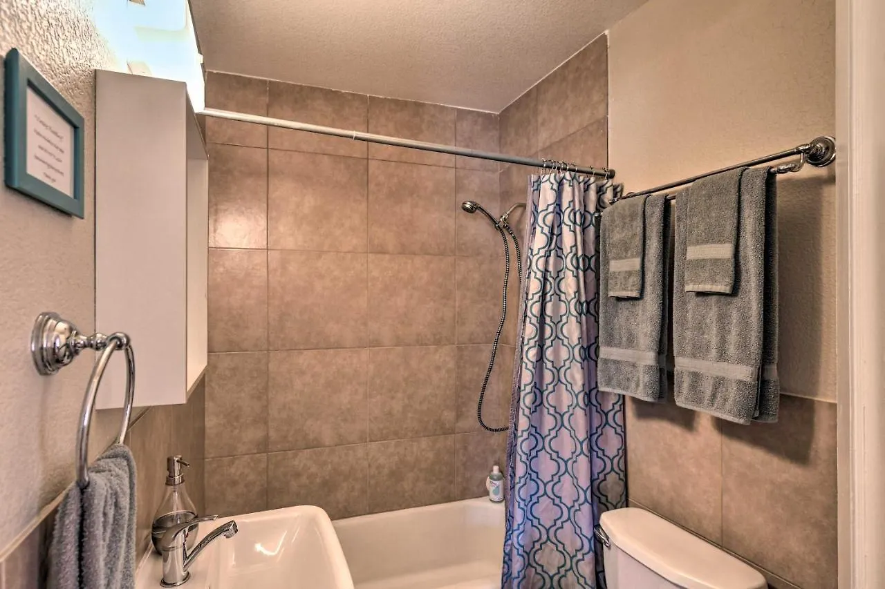 Holiday home Vintage Downtown Vegas Retreat Less Than 3 Mi To Strip! Las Vegas
