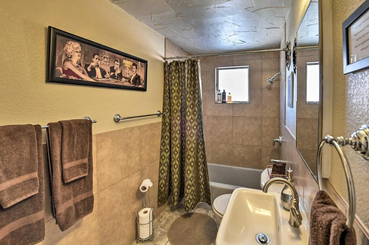 Vintage Downtown Vegas Retreat Less Than 3 Mi To Strip! Las Vegas